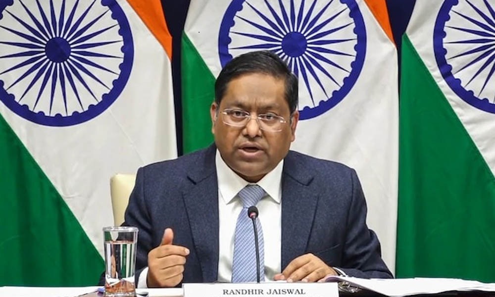 ভারত বাংলাদেশের সঙ্গে সম্পর্ক আরও ইতিবাচকভাবে এগিয়ে নিতে আগ্রহী।