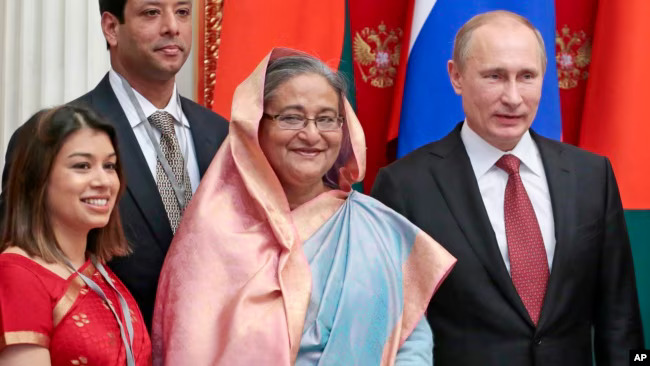 স্বৈরাচার শেখ হাসিনার ভাগ্নি টিউলিপ দুর্নীতির দায়ে পদত্যাগ করলেন