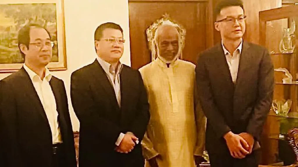 চীনা রাষ্ট্রদূতের সঙ্গে নৈশভোজ মঈন খানের