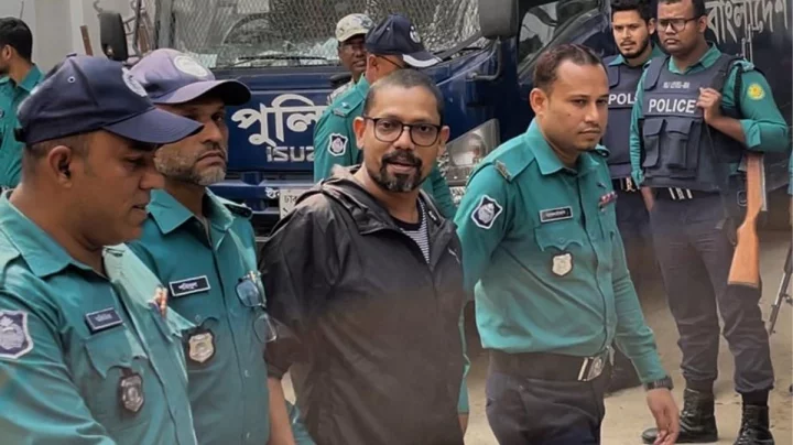মানবতাবিরোধী অপরাধে অভিযুক্ত ১১ সাবেক মন্ত্রীসহ ১৬ জনের আদালতে হাজিরা