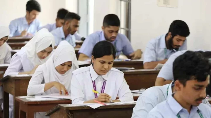 এইচএসসি ও সমমান পরীক্ষার ফরম পূরণ শুরু ২ মার্চ থেকে