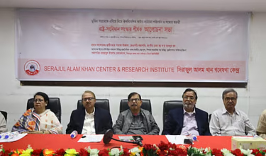অন্তর্বর্তী সরকার তার নিরপেক্ষতা হারাচ্ছে, তাই দ্রুত নির্বাচনের আয়োজন করা উচিত।