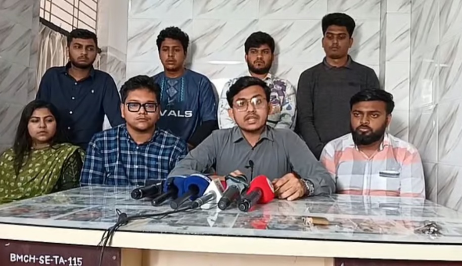 শিক্ষার্থীরা জানিয়েছেন কেন তারা সাবেক সমন্বয়কসহ চার ছাত্রনেতাকে অবরুদ্ধ করেছিলেন।