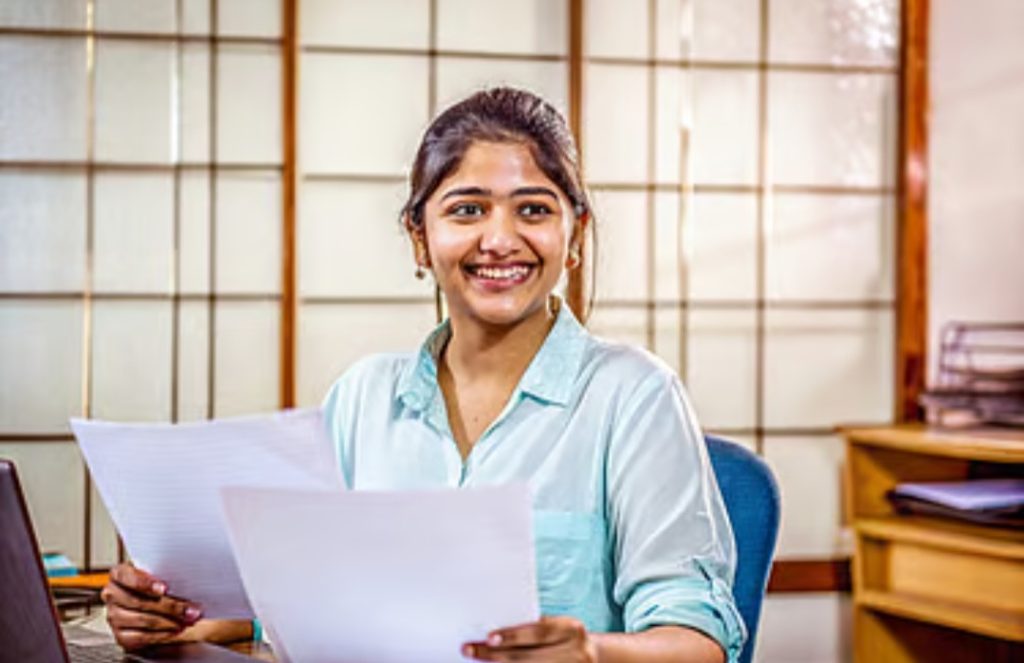 থাইল্যান্ডে বৃত্তির জন্য আবেদন করতে হলে আইইএলটিএসে ৬ স্কোর থাকতে হবে।