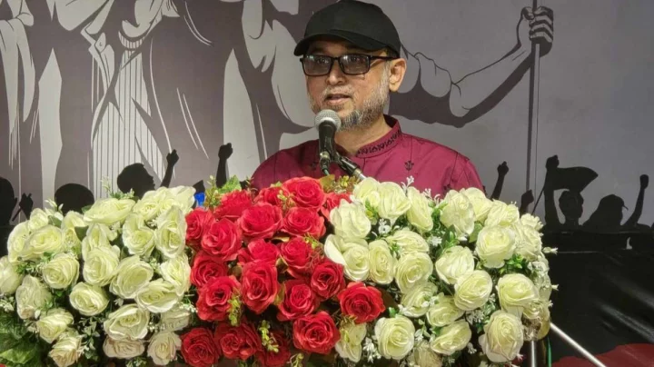 বাংলা একাডেমির সংস্কার প্রয়োজন: মোস্তফা সরয়ার ফারুকী