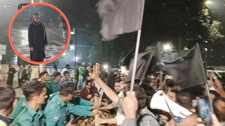 রাষ্ট্রপতির শ্রদ্ধা নিবেদনের সময় বিক্ষোভ, উত্তপ্ত শহীদ মিনার এলাকা