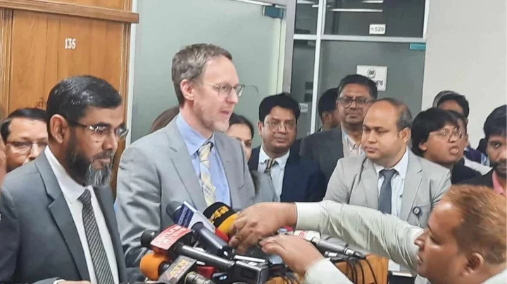 নির্বাচন কমিশনের সিদ্ধান্ত: ডিসেম্বরেই জাতীয় নির্বাচন