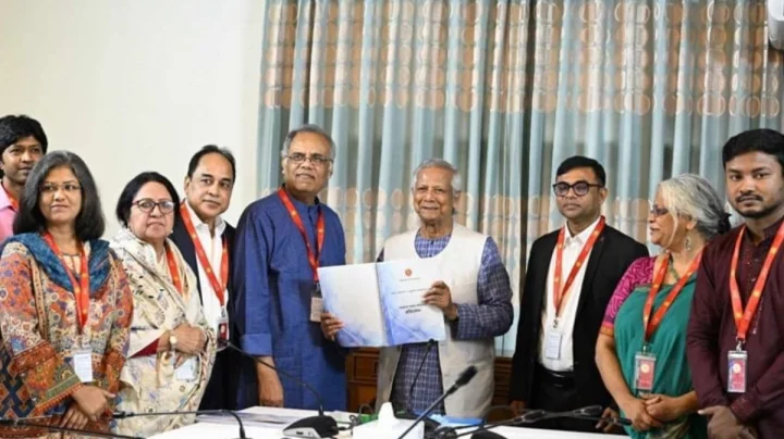 গণমাধ্যমের মালিকানায় সংস্কারের প্রস্তাব দিয়েছে কমিশন