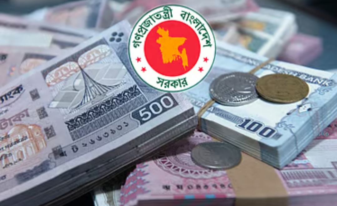 ছয় মাসে সরকার ব্যাংক থেকে প্রায় ৭ হাজার কোটি টাকার ঋণ গ্রহণ করেছে।