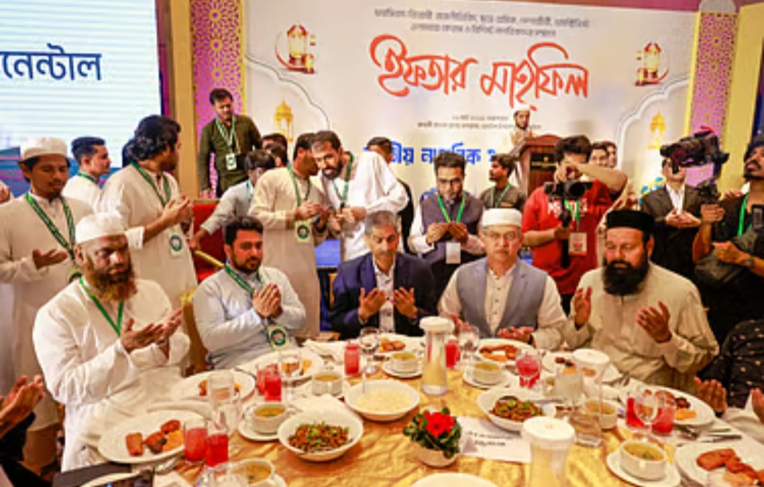 নাহিদ বলেছেন, উগ্রবাদীদের বিরুদ্ধে দৃঢ় অবস্থান গ্রহণ করা উচিত।