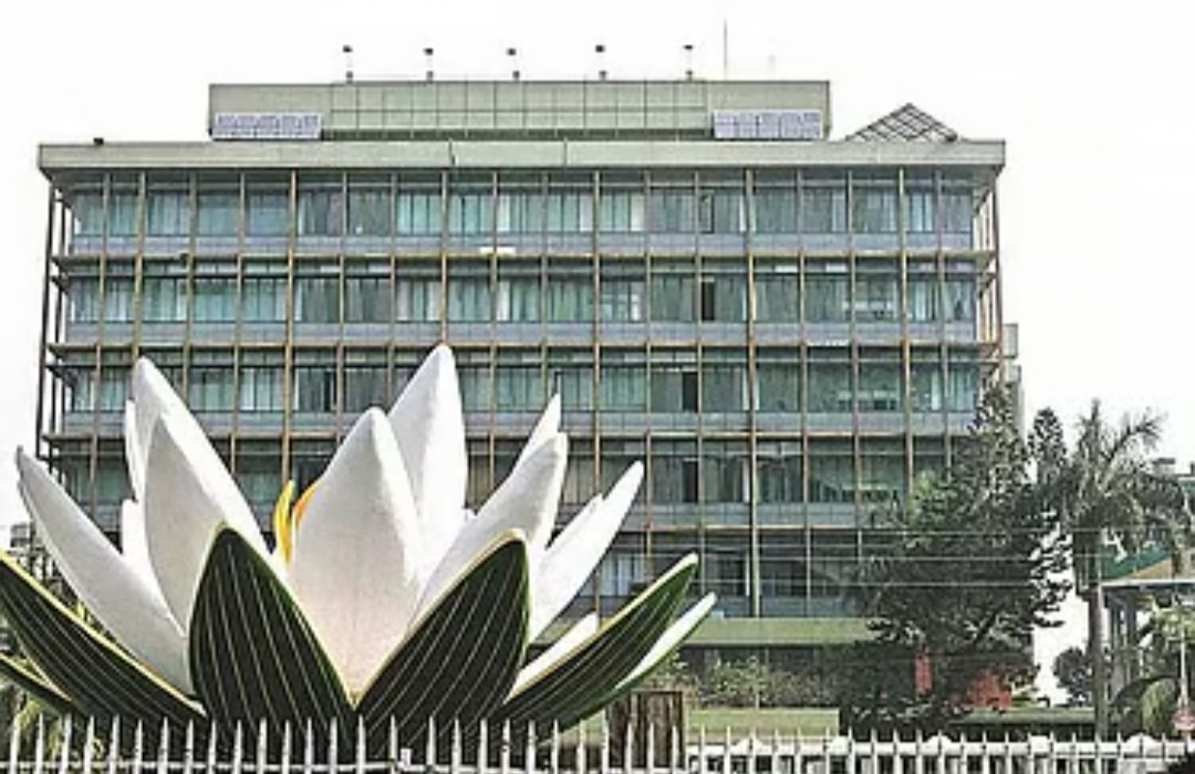 বসুন্ধরাকে ঋণ পুনঃতফসিলের সুবিধা না দেওয়ার দাবি জানানো হয়েছে।