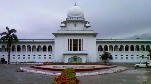 রাষ্ট্রপতির মাধ্যমে স্পিকারকে শপথ পড়ানোর বৈধতা প্রশ্নে রিট আবেদন দায়ের করা হয়েছে।