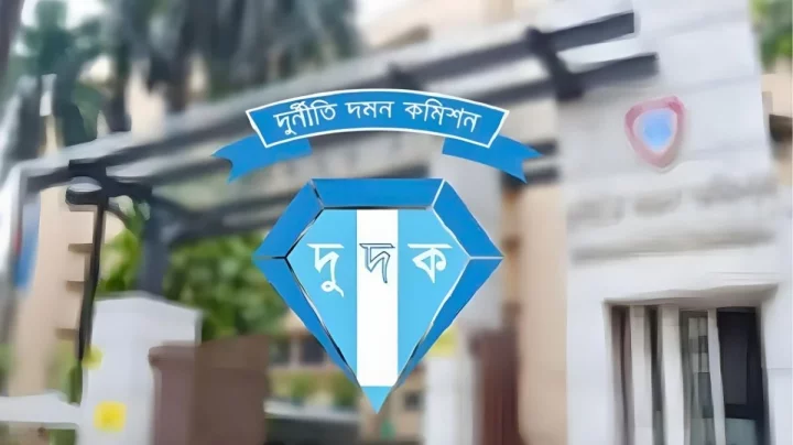 ৩৬টি এলজিইডি অফিসে একযোগে দুদকের অভিযান