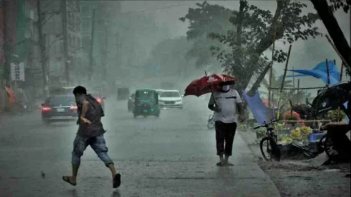 ঢাকায় ৫০ কিমি বেগে ঝোড়ো হাওয়ার আশঙ্কা, ১৬ জেলায় ১ নম্বর সতর্কতা