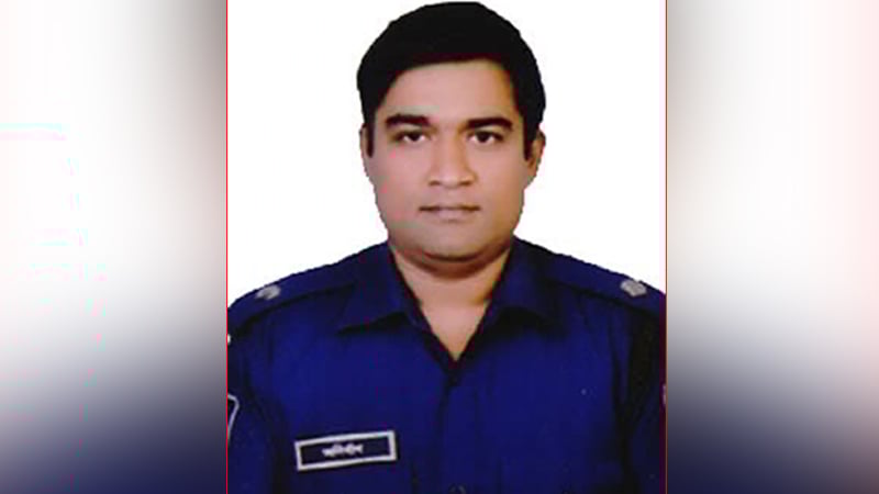 জুলাই গণহত্যায় প্রথমবার গ্রেপ্তার হলেন একজন বিসিএস কর্মকর্তা: ট্রাইব্যুনালের নির্দেশে কারাগারে পাঠানো হলো সাইফুল ইসলাম ও অনির্বান চৌধুরীকে