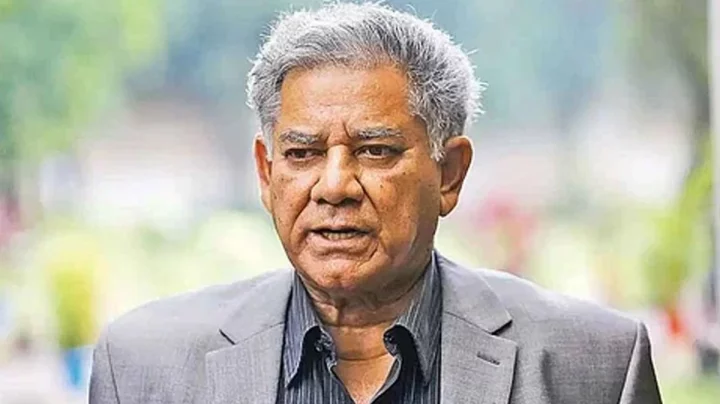 শ্রমিকদের স্বার্থ রক্ষায় কাজ করছে অন্তবর্তী সরকার: উপদেষ্টা সাখাওয়াত হোসেন