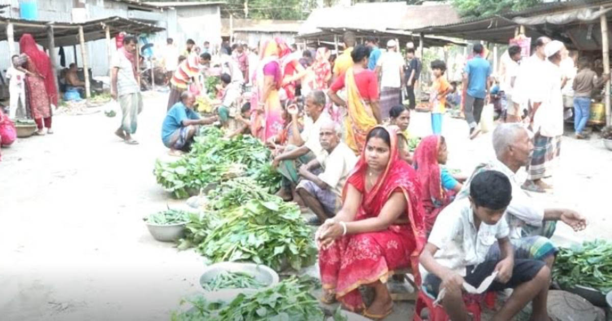 রাজৈরে যত্রতত্র গড়ে উঠছে অবৈধ বাজার, প্রশাসনের নীরবতা প্রশ্নবিদ্ধ
