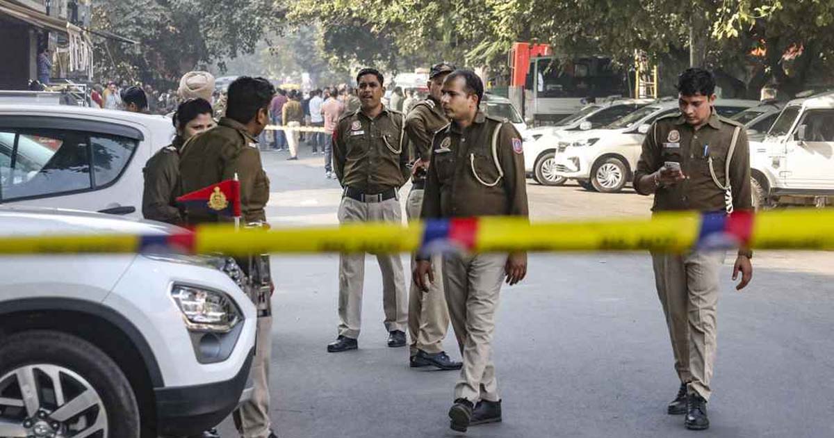 নয়াদিল্লিতে ১২১ জন অবৈধ বাংলাদেশিকে গ্রেপ্তার করেছে ভারতীয় পুলিশ