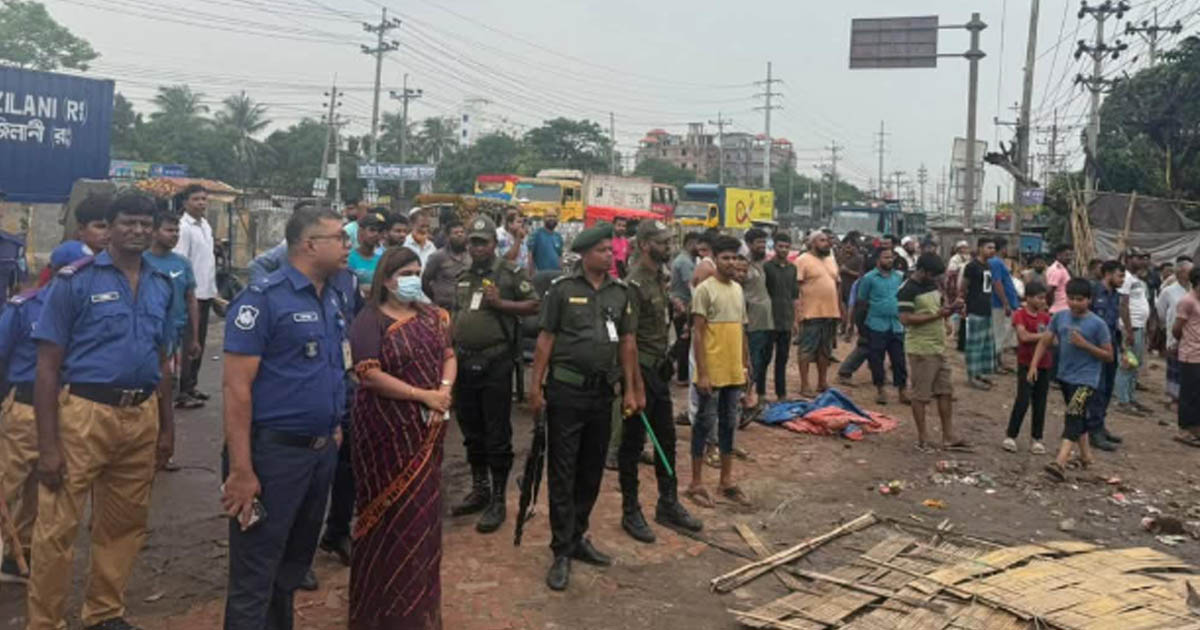 সোনারগাঁয়ে মহাসড়ক সংলগ্ন এক হাজার অবৈধ স্থাপনা উচ্ছেদ