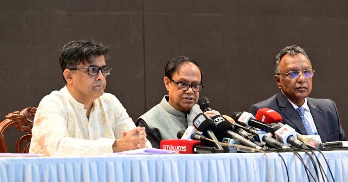 দুই লাখ কোটি টাকার সম্পদ জব্দ, ‘লুটের টাকা ব্যবস্থাপনা তহবিল’ গঠনের ঘোষণা