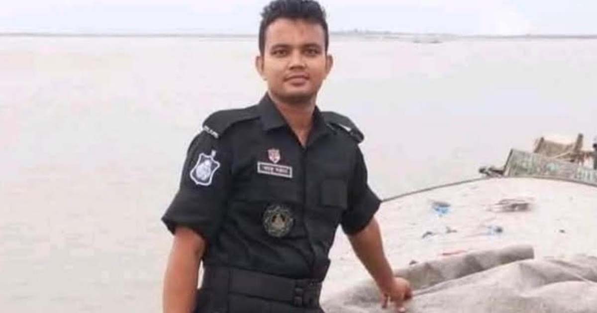 গাইবান্ধায় কালবৈশাখি ঝড়ে গাছের ডাল ভেঙে পড়ে র্যাব সদস্য নিহত