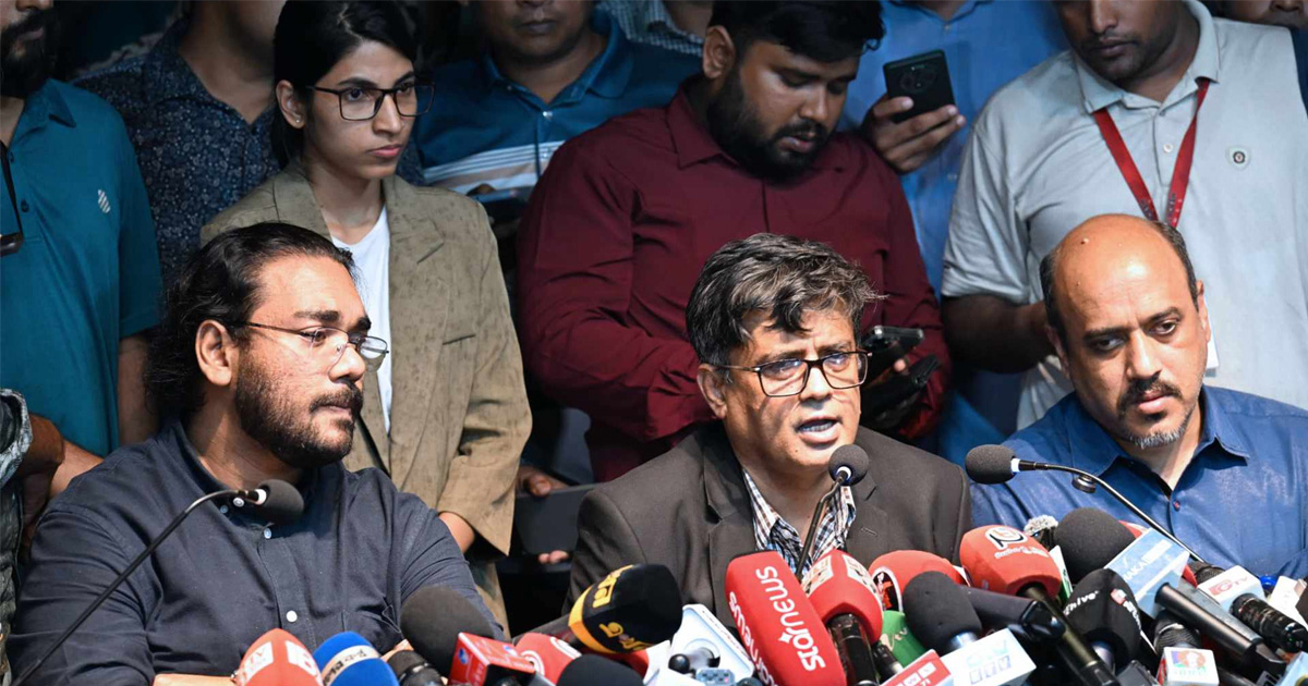 উপদেষ্টা পরিষদ: দায়িত্ব পালনে বাধা দিলে জনগণকে নিয়ে সিদ্ধান্ত নেবে সরকার