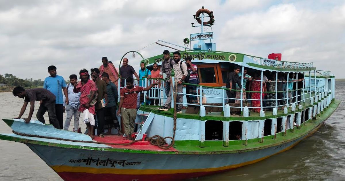 যমুনা নদীতে পানি উত্তালের কারণে দৌলতদিয়া-পাটুরিয়া রুটে লঞ্চ চলাচল সাময়িক বন্ধ