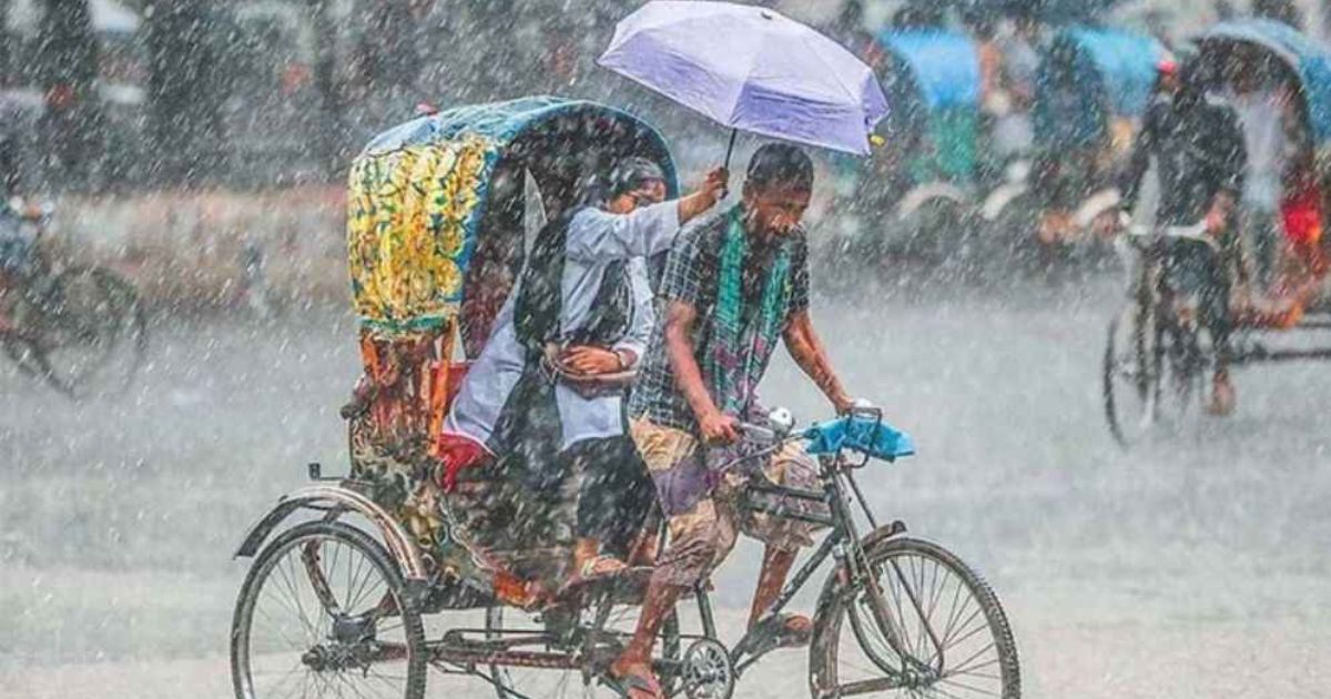 লঘুচাপের প্রভাবে টানা পাঁচদিন আট বিভাগেই বৃষ্টি, সমুদ্র বন্দরে তিন নম্বর সতর্কতা