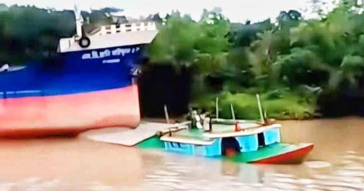 যশোরের অভয়নগরে ভৈরব নদে জাহাজের সংঘর্ষ, বালুবাহী বাল্কহেড ডুবেছে