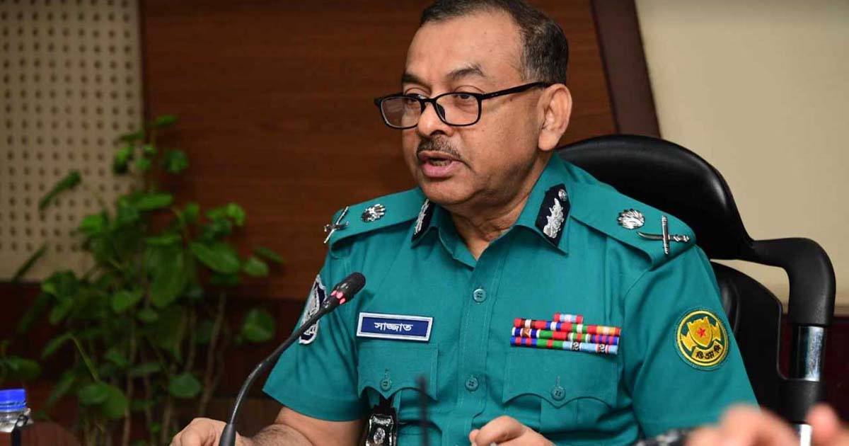 ঈদুল আজহা উপলক্ষে কোরবানির পশুর হাটে নির্ধারিত নিয়মাবলী পালন করতে হবে: ডিএমপি কমিশনার