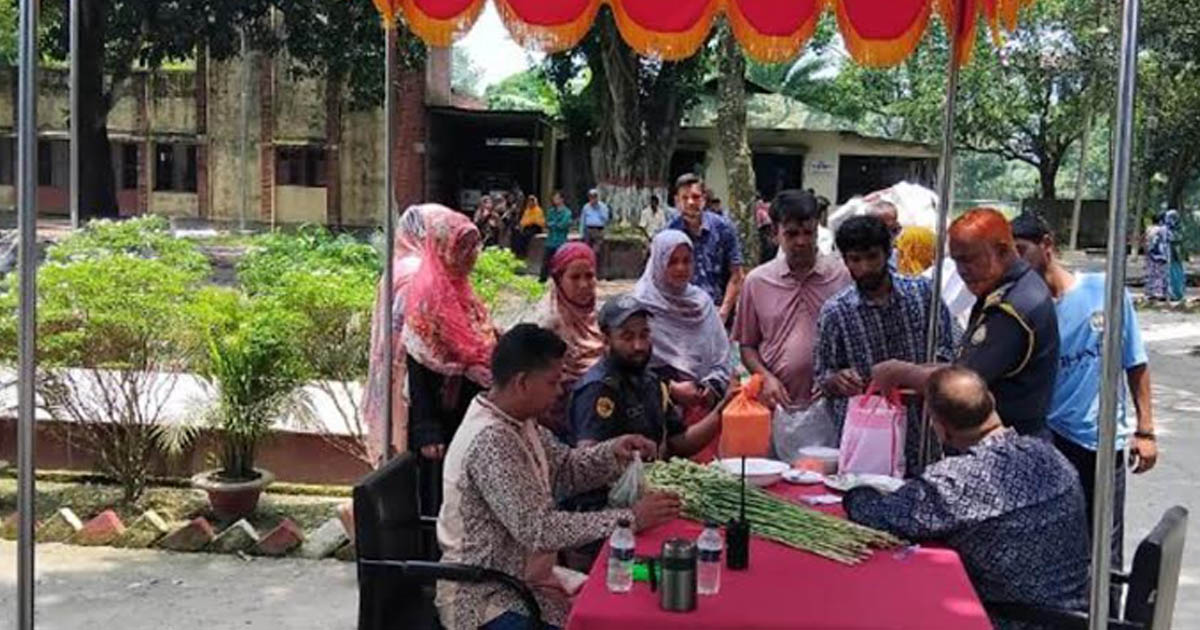 ঈদে কুড়িগ্রাম জেলা কারাগারে বন্দীদের জন্য মানবিক আয়োজন