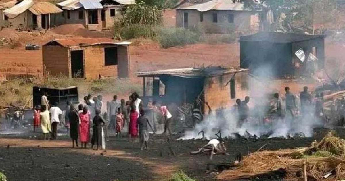 নাইজেরিয়ার বেনু রাজ্যের গ্রামে বন্দুকধারীর হামলায় অন্তত ১০০ নিহত