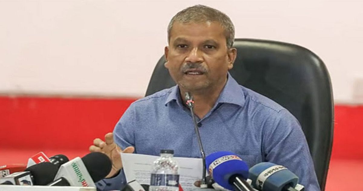 অভ্যুত্থানের বর্ষপূর্তিতে ‘জুলাই গণহত্যা’র দ্রুত বিচারের আশ্বাস দিলেন আইন উপদেষ্টা আসিফ নজরুল