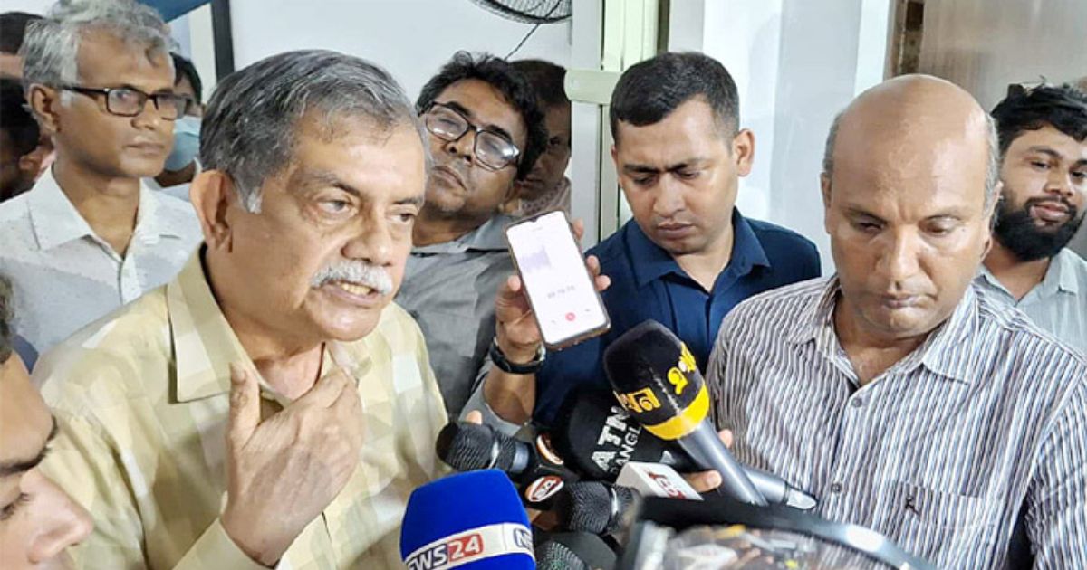 মাইলস্টোন বিমান দুর্ঘটনার পরও শিক্ষা মন্ত্রণালয়ের কাজ অব্যাহত: পদত্যাগে অনীহা সি আর আবরারের