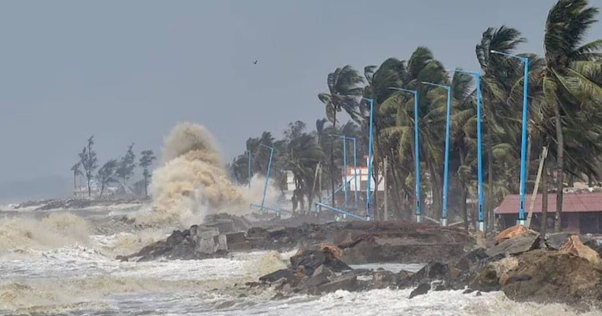 অমাবস্যা ও নিম্নচাপের প্রভাবে বঙ্গোপসাগরে উত্তাল জলবায়ু, ১৫ জেলা ও দ্বীপে জলোচ্ছ্বাসের আশঙ্কা