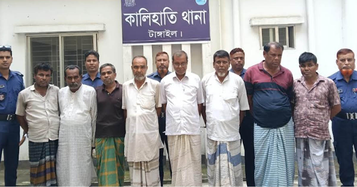 টাঙ্গাইলের কালিহাতীতে পুলিশের অভিযানে ৮ জন জুয়াড়ি আটক