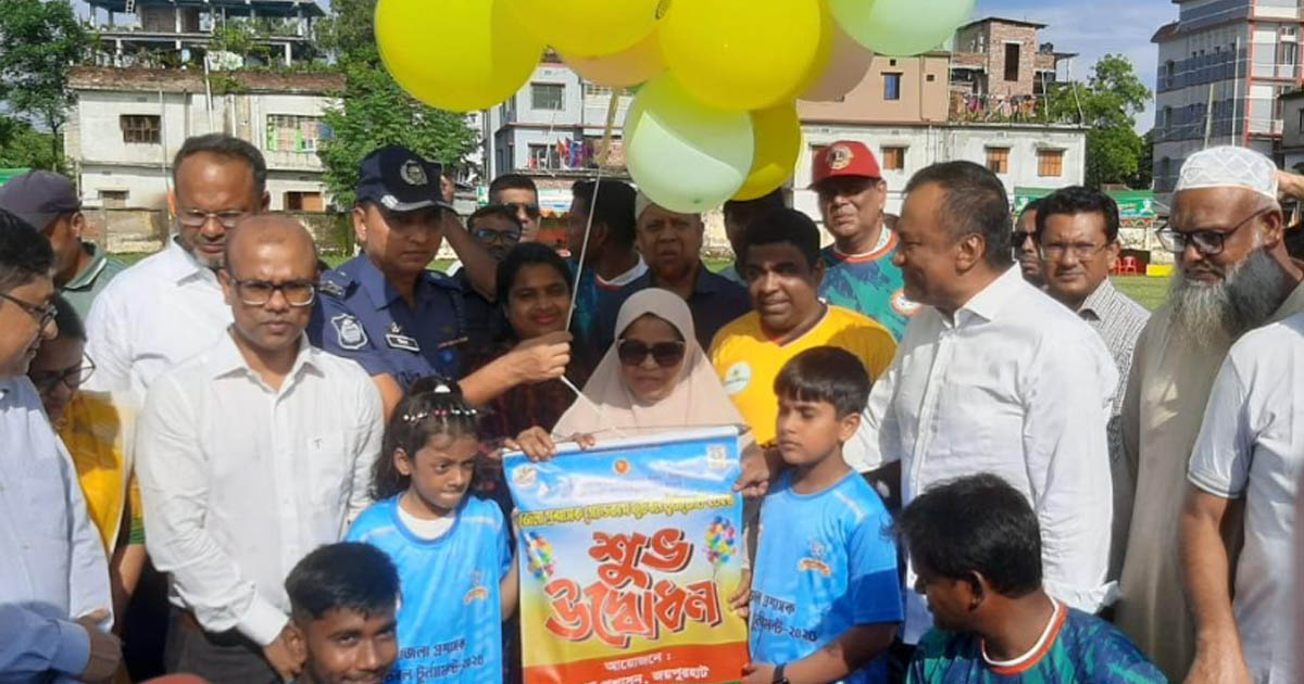জয়পুরহাটে জেলা প্রশাসক গোল্ডকাপ ফুটবল টুর্নামেন্ট ২০২৫ উদ্বোধন